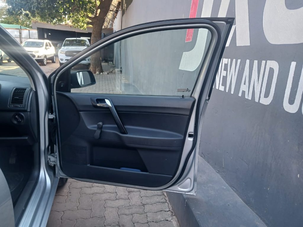 WhatsApp-Image-2025-08-19-at-09.31.01