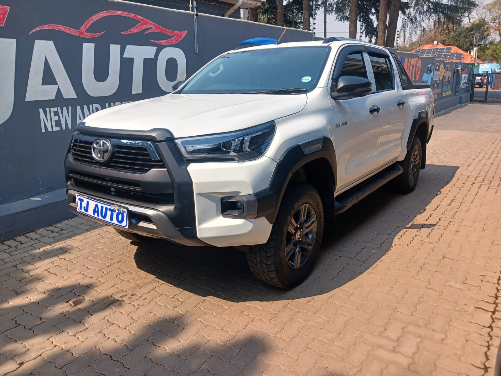 Read more about the article 2021 TOYOTA HILUX 2.4GD-6 DOUBLE CAB RAIDER