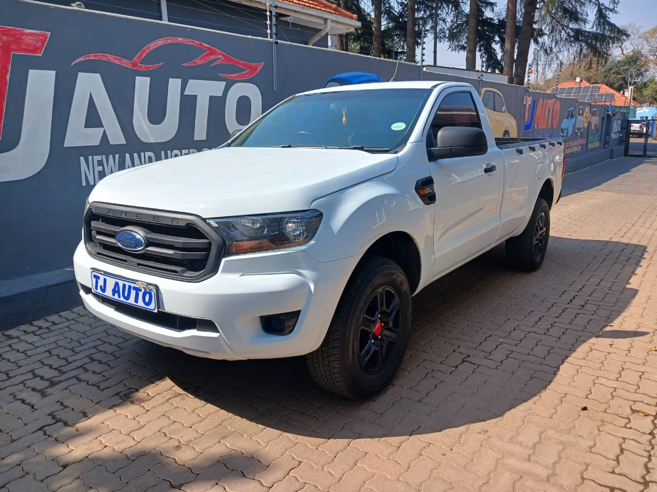 Read more about the article 2020 FORD RANGER 2.2TDCi Hi-Rider XL