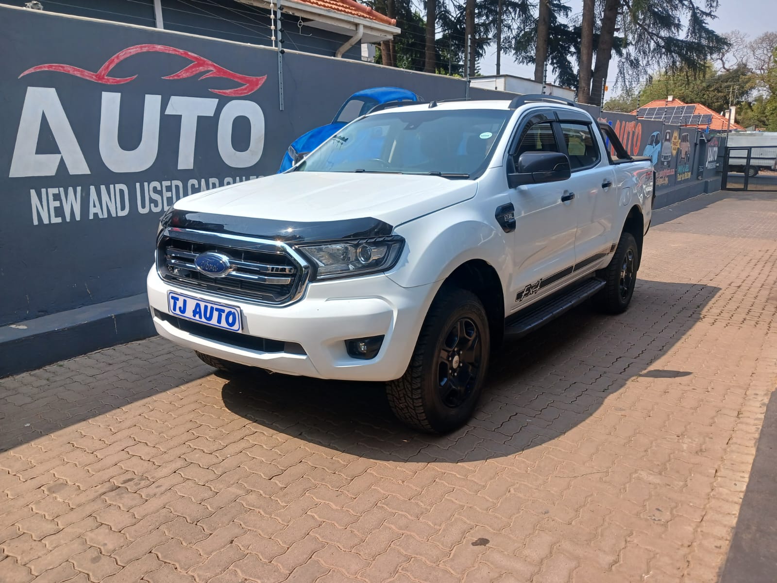 Read more about the article 2017 FORD RANGER 3.2TDCi DOUBLE CAB 4×4 XLT AUTO