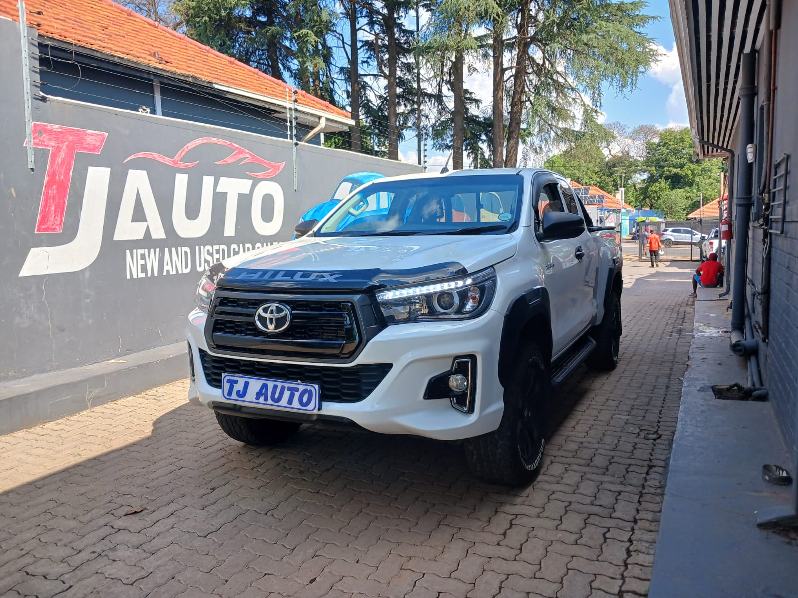 Read more about the article 2018 TOYOTA HILUX 2.4GD-6 Xtra CAB SRX