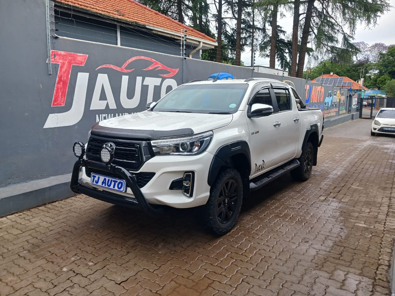 Read more about the article 2019 TOYOTA HILUX 2.8GD-6 DOUBLE CAB 4×4 RAIDER AUTO