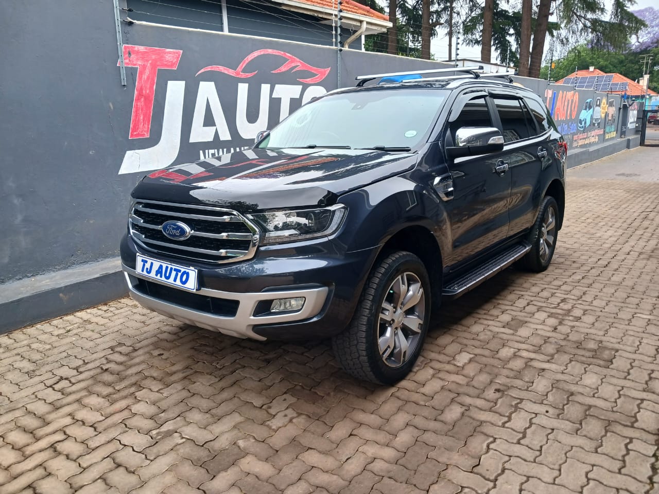 Read more about the article 2018 FORD EVEREST 2.2TDCi XLT AUTO
