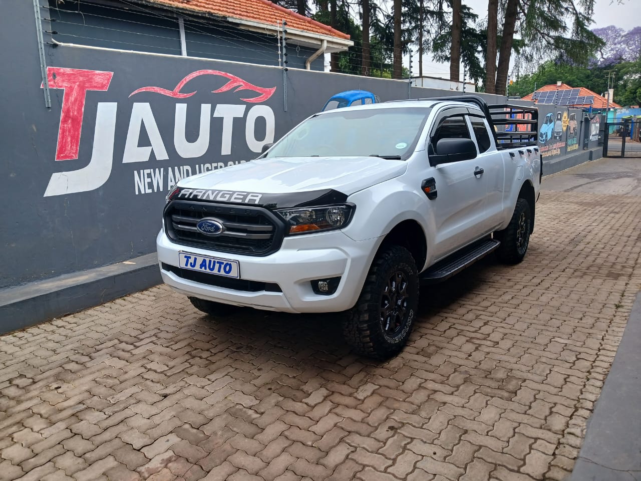Read more about the article 2022 FORD RANGER 2.2TDCi SUPERCAB HI-RIDER XL