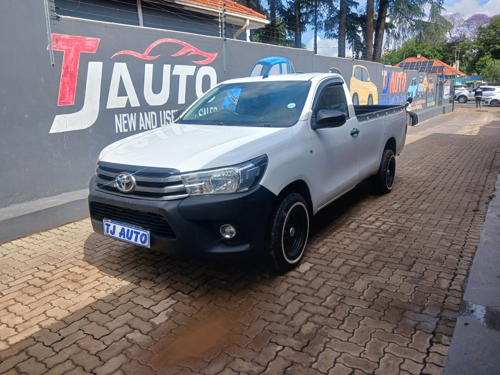 Read more about the article 2018 TOYOTA HILUX 2.0 (Aircon)