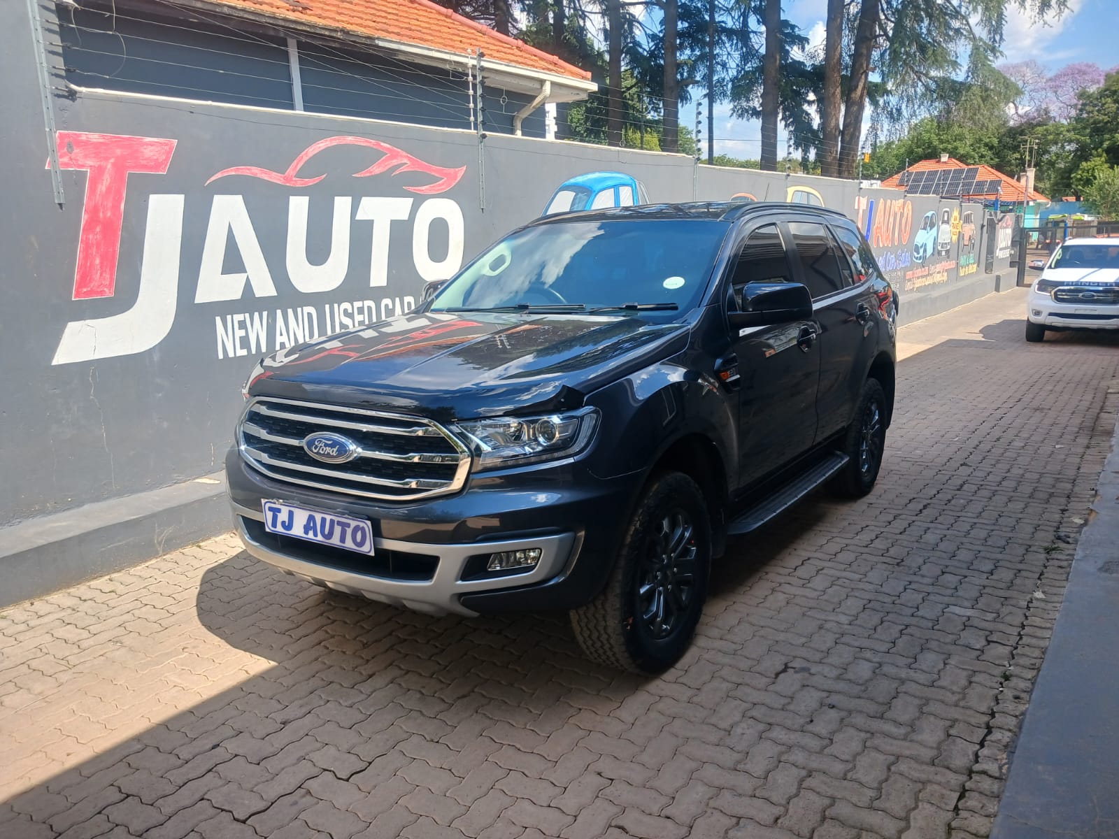 Read more about the article 2022 FORD EVEREST 2.2TDCi XLS