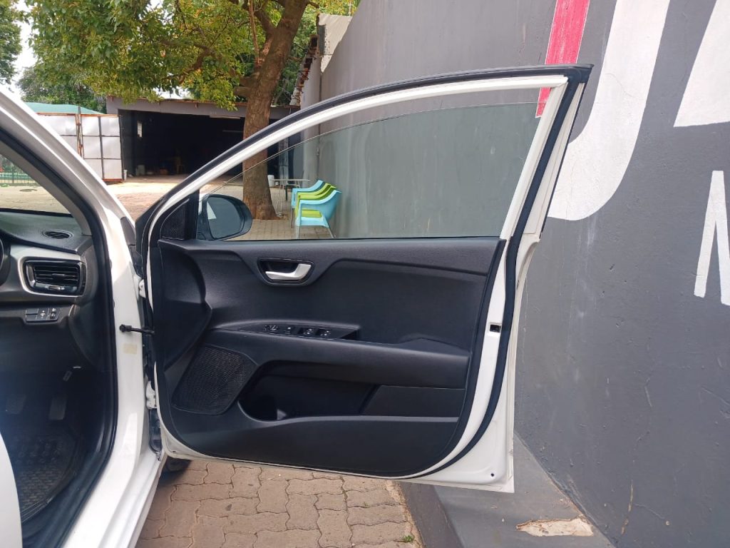 d781a8a0-e140-47ac-9137-0f31a8977b43