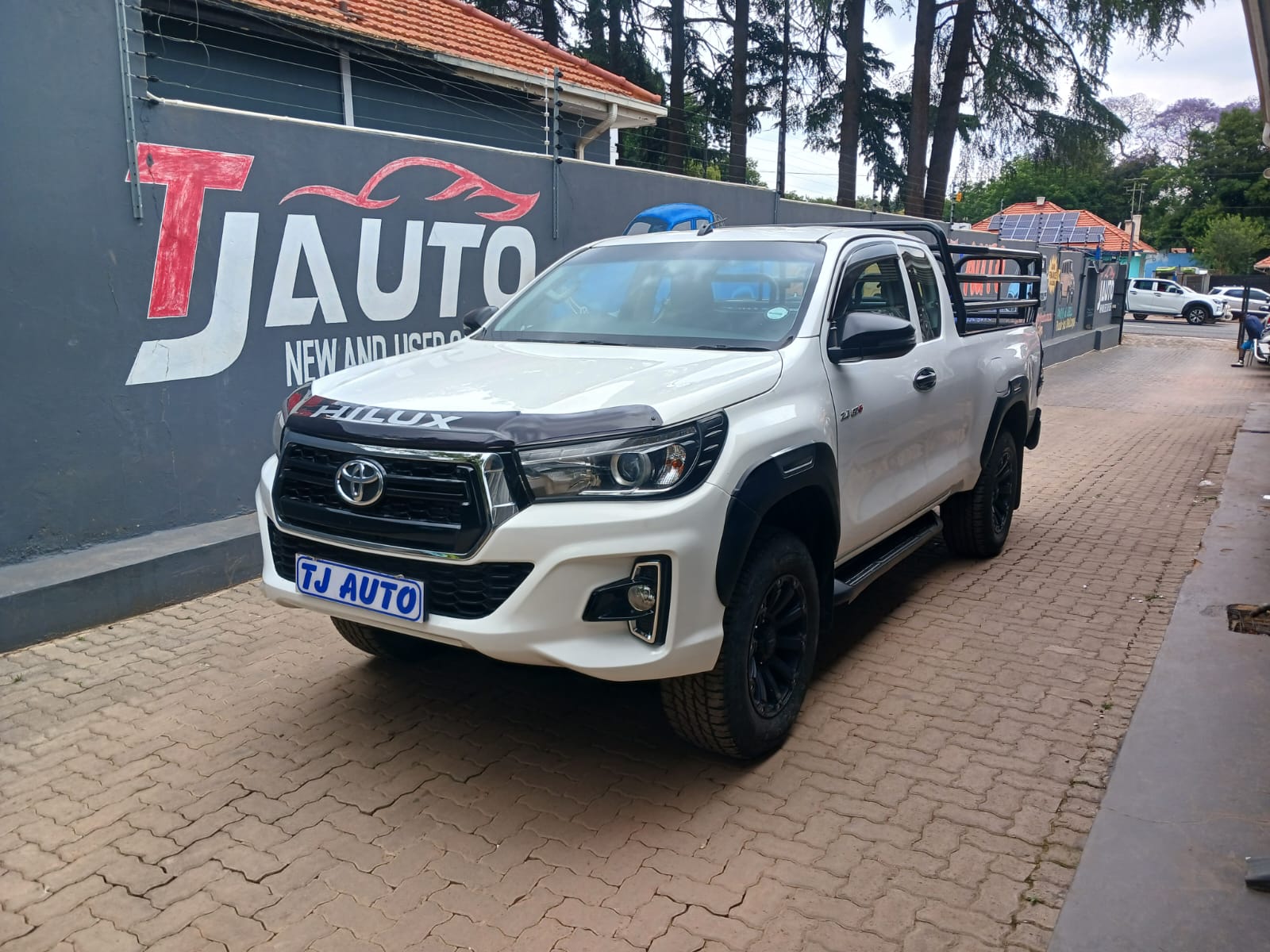Read more about the article 2018 TOYOTA HILUX 2.4GD-6 Xtra CAB SRX AUTO