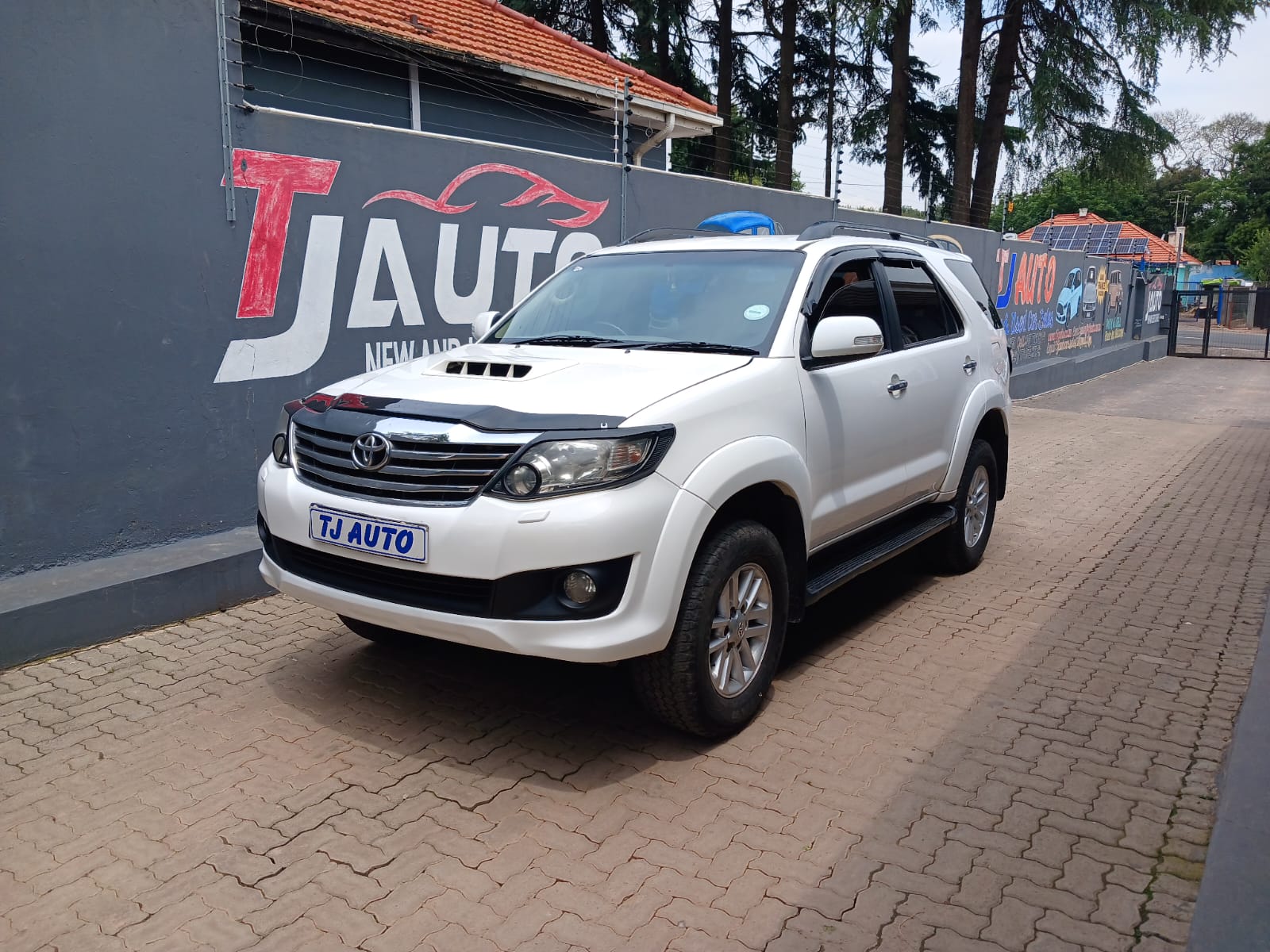 Read more about the article 2012 TOYOTA FORTUNER 3.0D-4D 4×4 AUTO