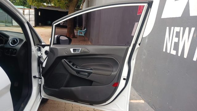 WhatsApp-Image-2025-11-28-at-13.32.02