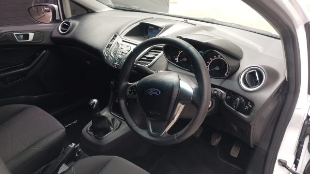 WhatsApp-Image-2025-11-28-at-13.32.03