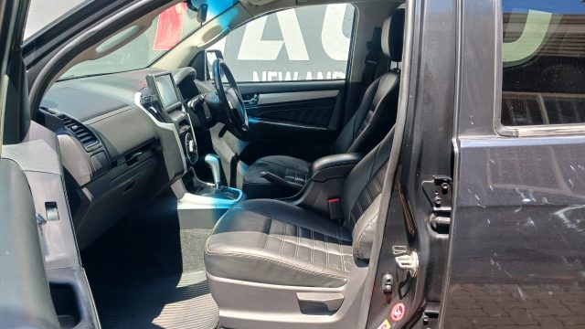 WhatsApp-Image-2025-11-29-at-14.03.50-2