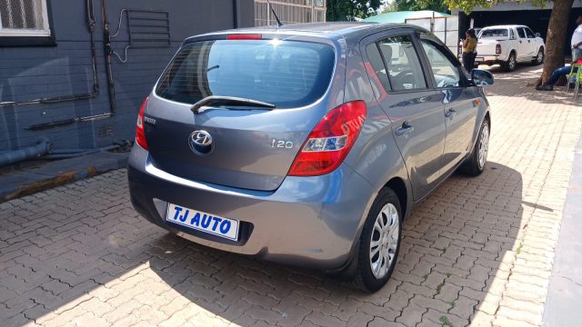 WhatsApp-Image-2025-12-01-at-14.33.42