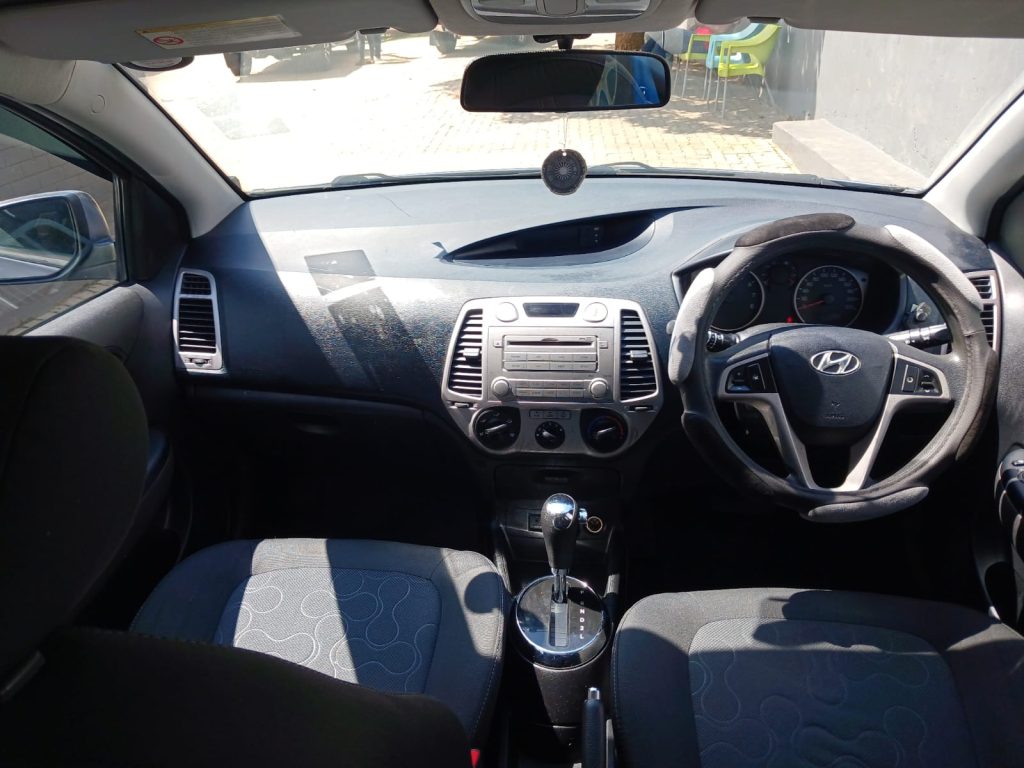 WhatsApp-Image-2025-12-01-at-14.33.45