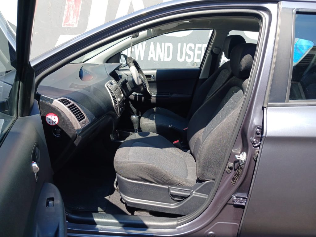 WhatsApp-Image-2025-12-01-at-14.33.46