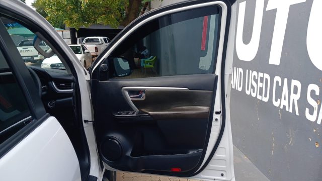 WhatsApp-Image-2025-12-01-at-15.01.24-1