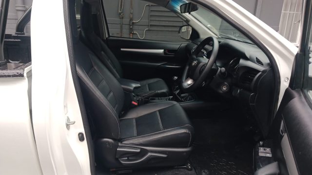 WhatsApp-Image-2025-12-04-at-09.58.34