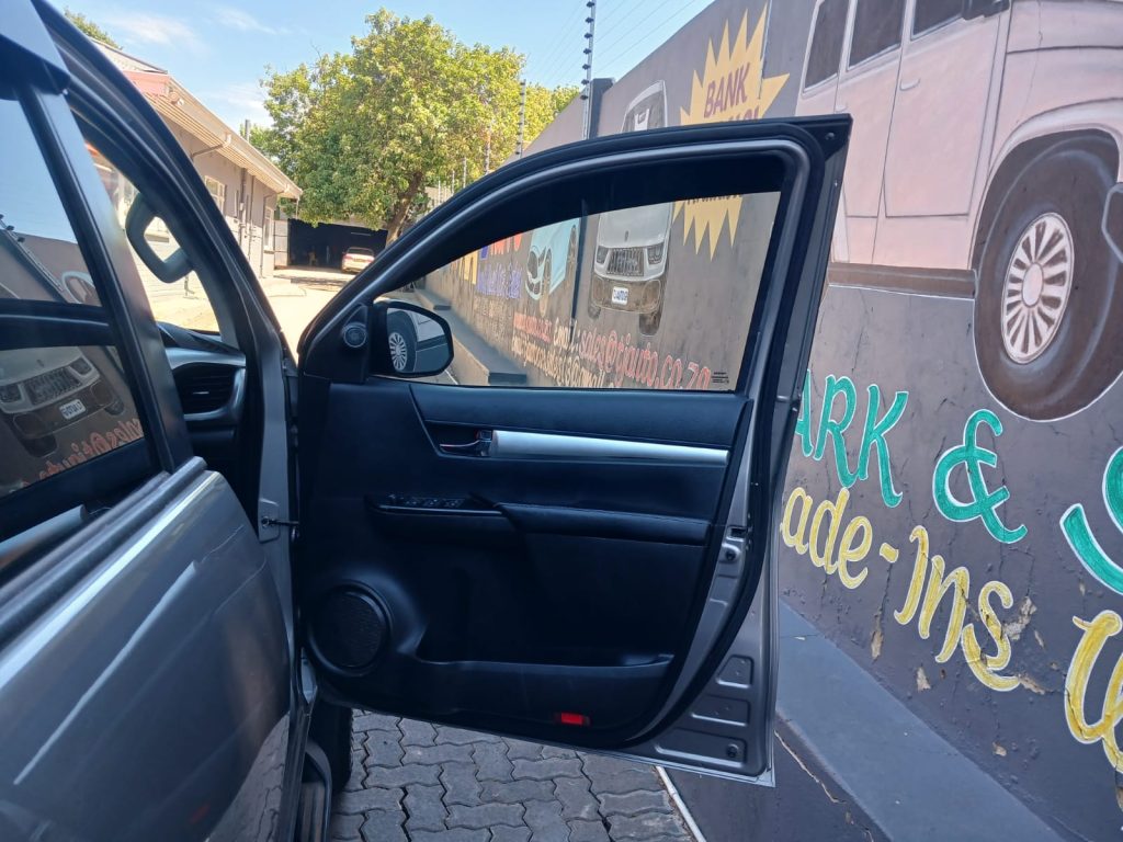 WhatsApp-Image-2025-12-08-at-10.07.19-7