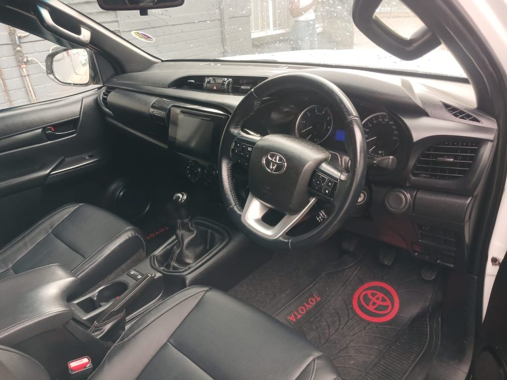 WhatsApp-Image-2025-12-08-at-13.33.11-10