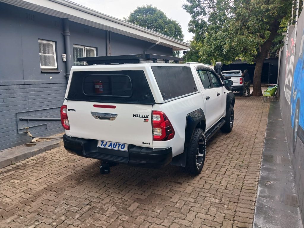 WhatsApp-Image-2025-12-08-at-13.33.11-2