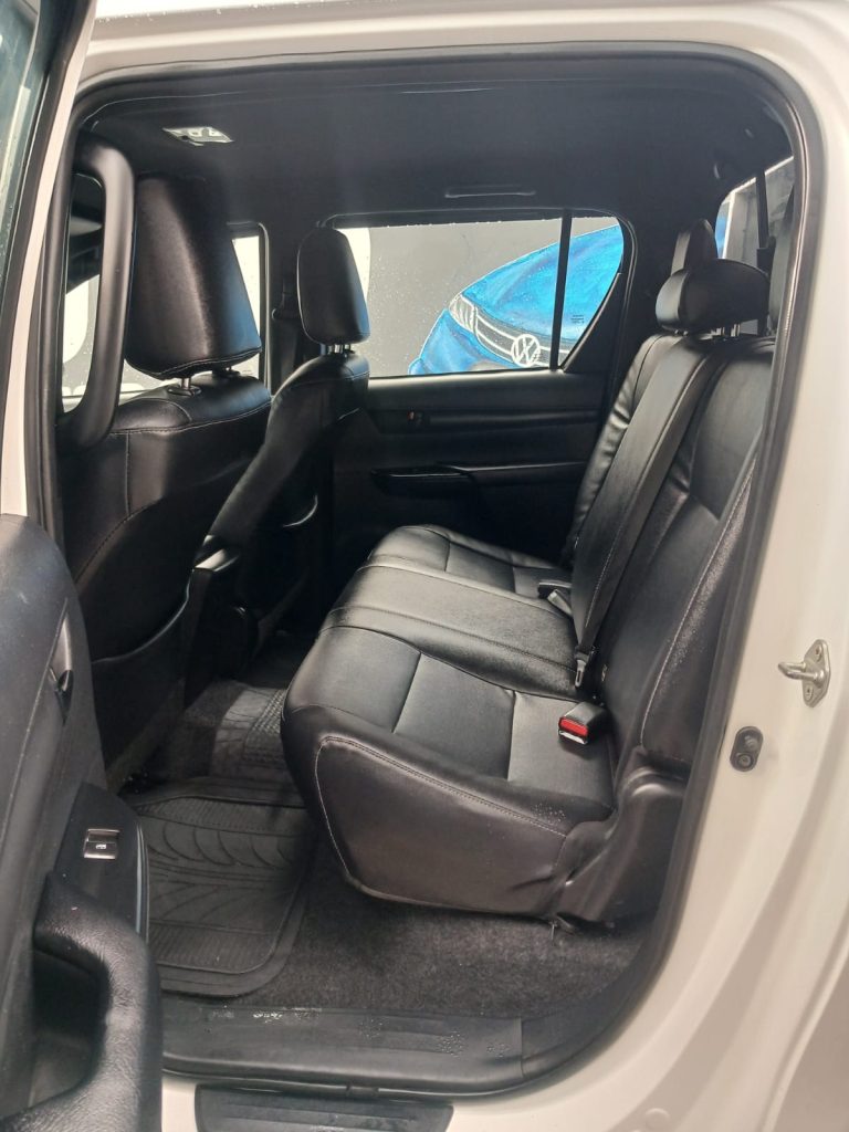 WhatsApp-Image-2025-12-08-at-13.33.11-6