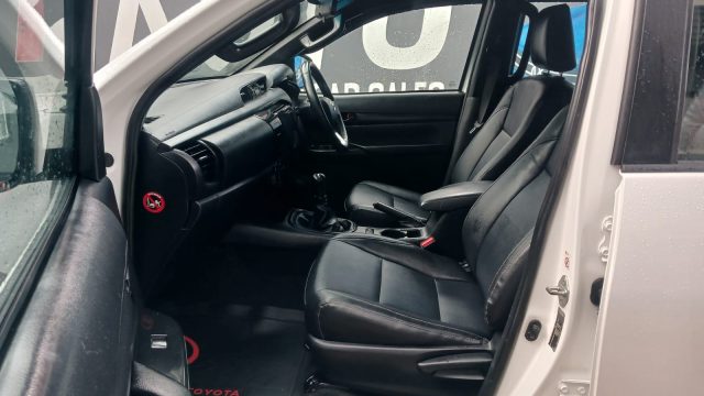 WhatsApp-Image-2025-12-08-at-13.33.11-8