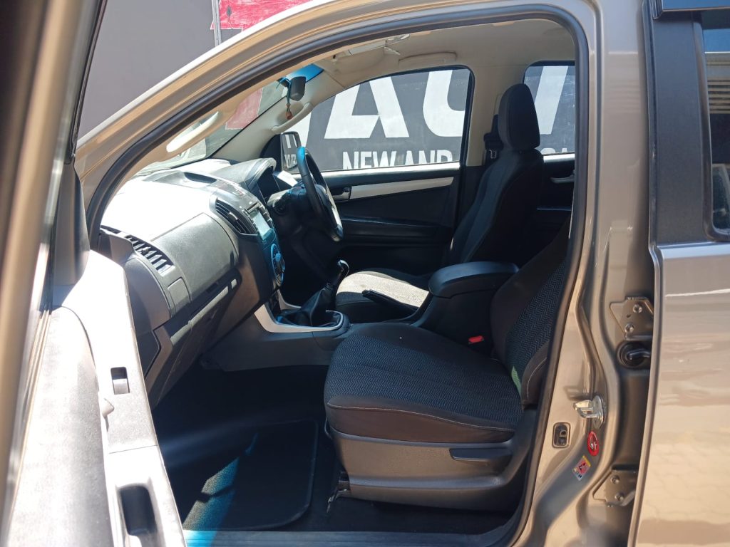 WhatsApp-Image-2025-12-09-at-10.31.08