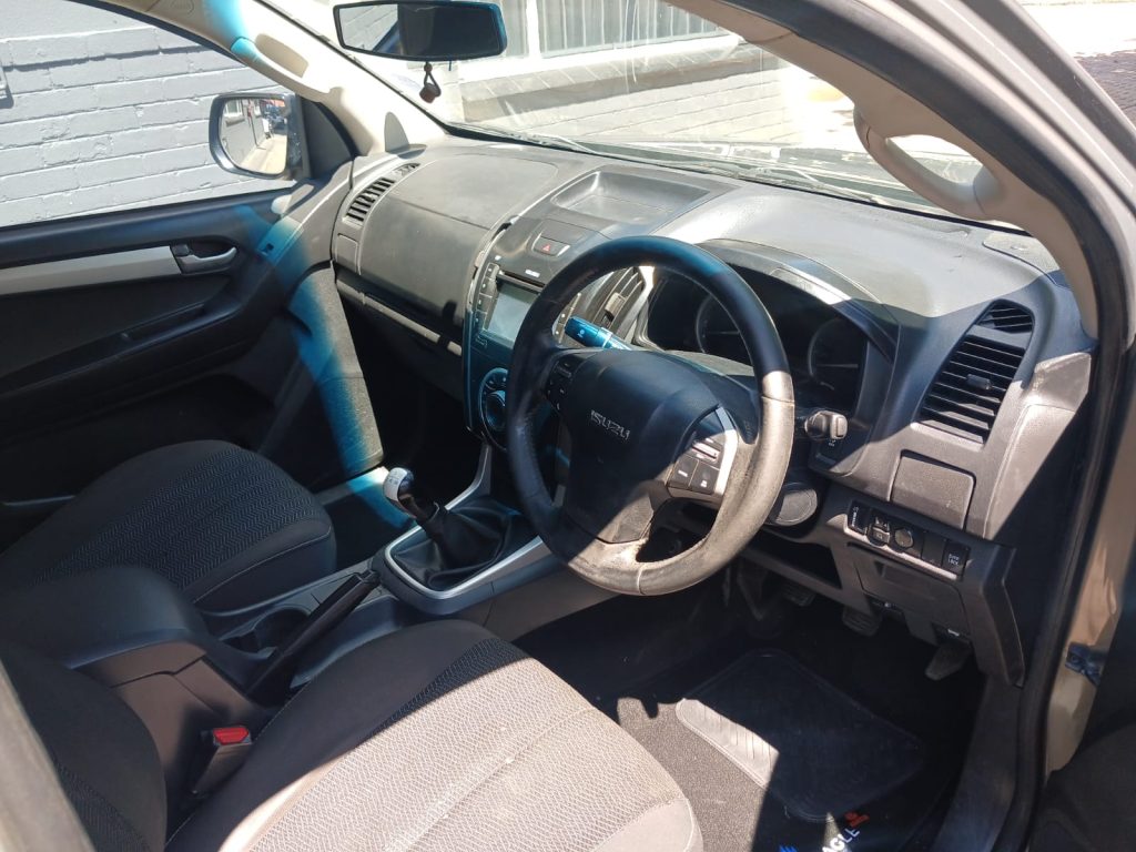 WhatsApp-Image-2025-12-09-at-10.31.10