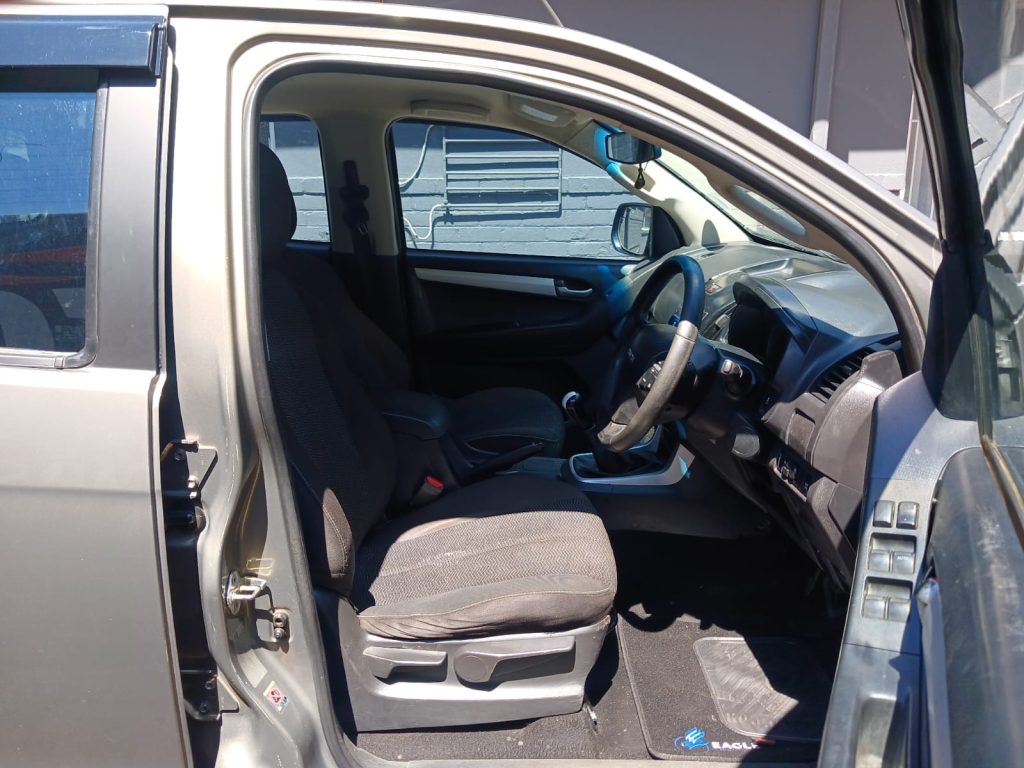 WhatsApp-Image-2025-12-09-at-10.31.12