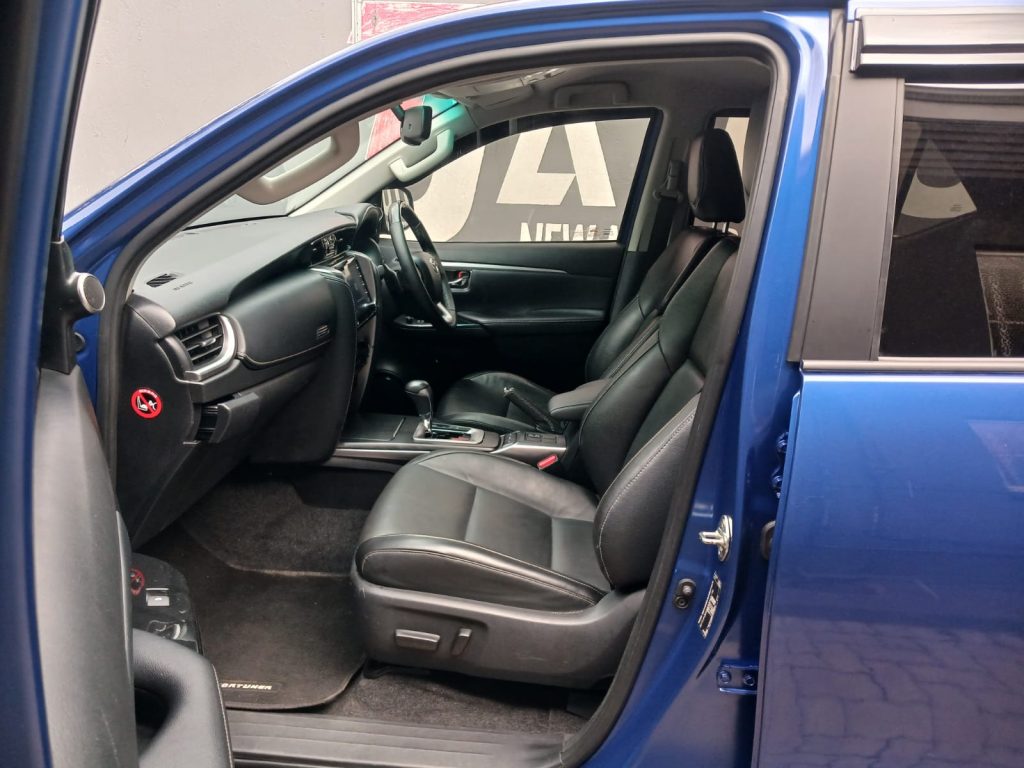 WhatsApp-Image-2025-12-10-at-16.05.34