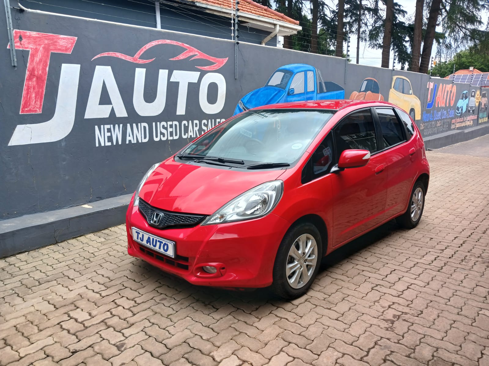 Read more about the article 2014 HONDA JAZZ 1.3 COMFORT