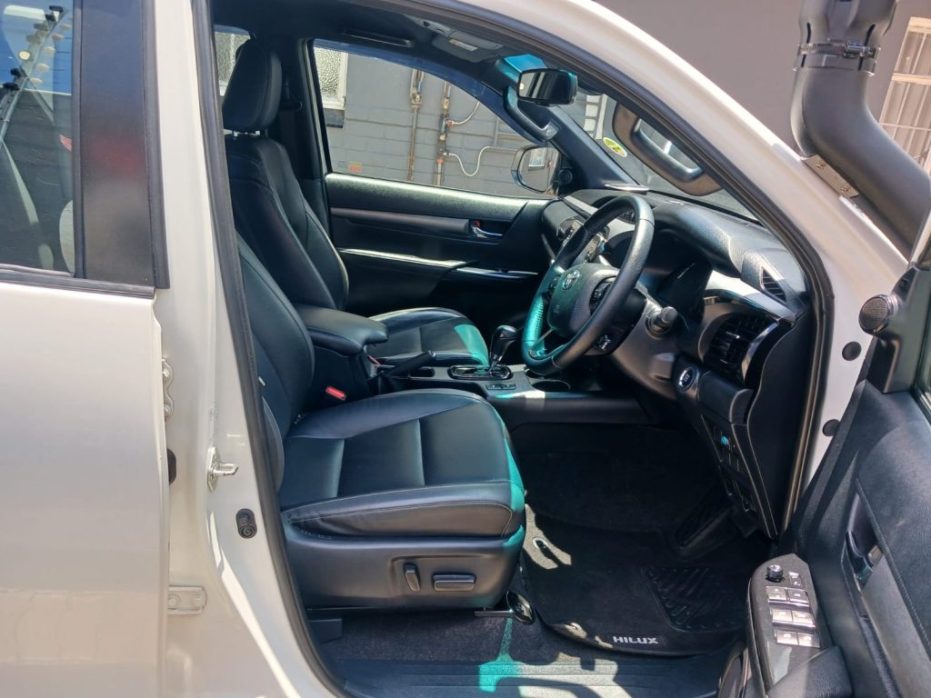 WhatsApp-Image-2025-12-17-at-13.01.24-10