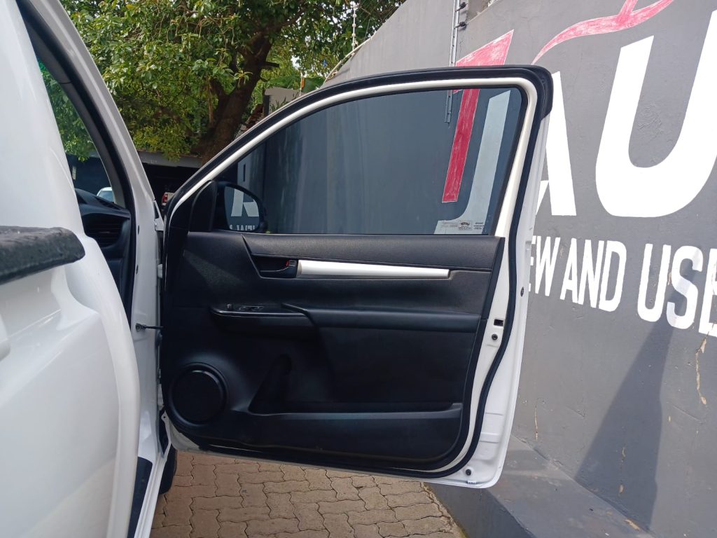 WhatsApp-Image-2025-12-17-at-16.03.09