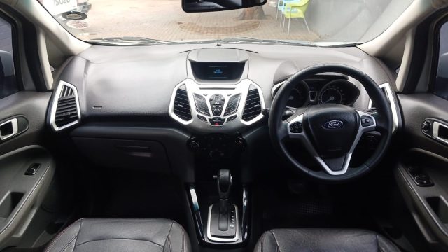 WhatsApp-Image-2025-12-18-at-16.07.49