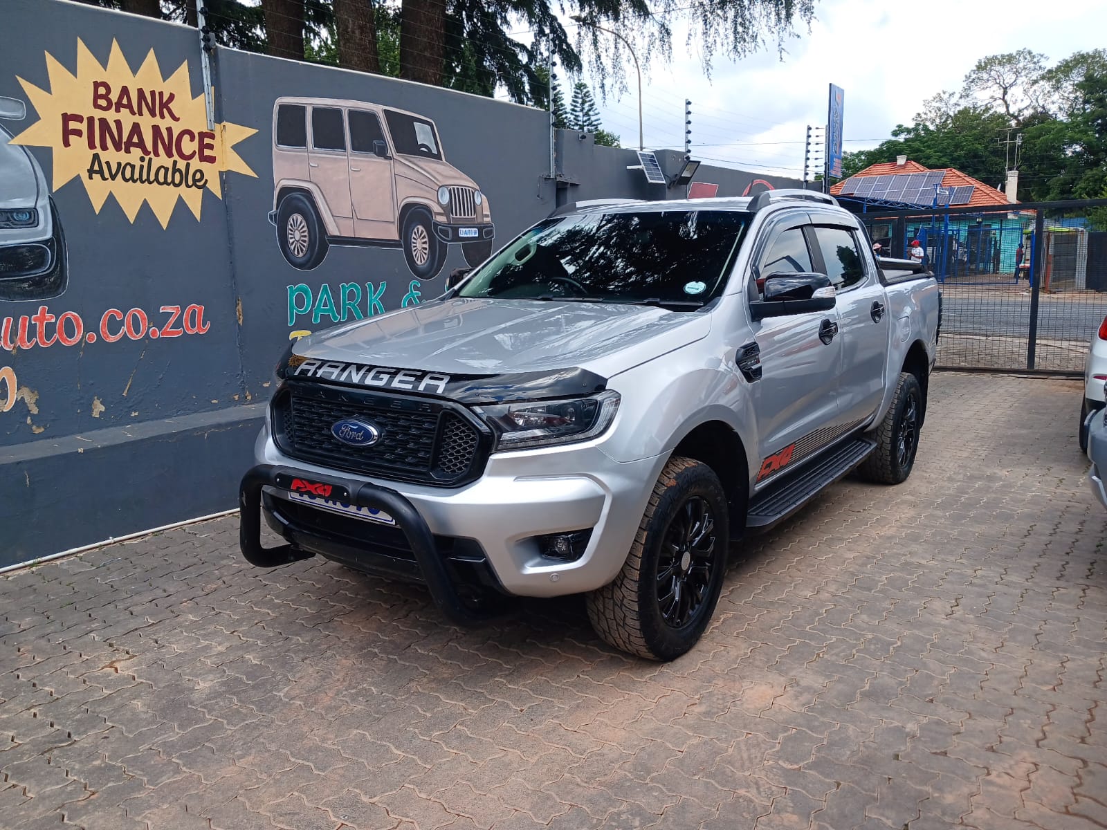 Read more about the article 2021 FORD RANGER 2.0SiT DOUBLE CAB HI-RIDER XLT FX4