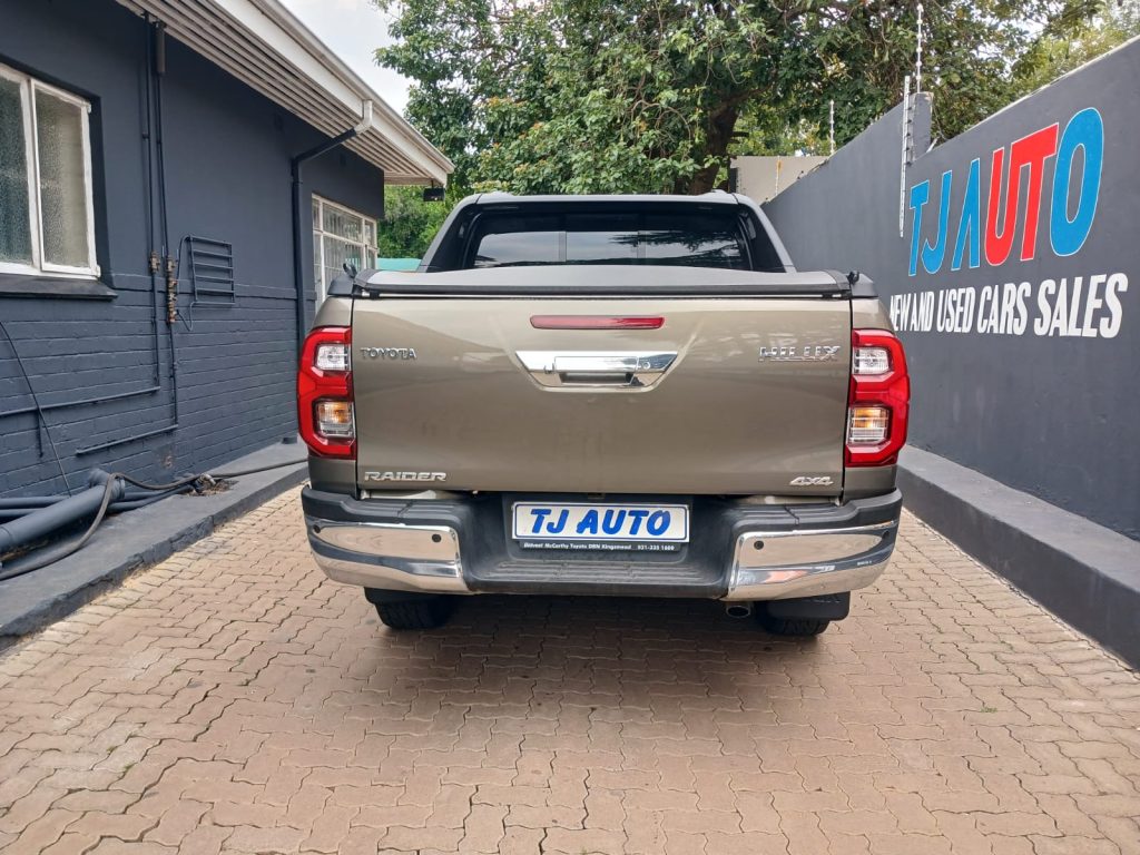 2b6e000c-4948-4195-9562-04223263b051