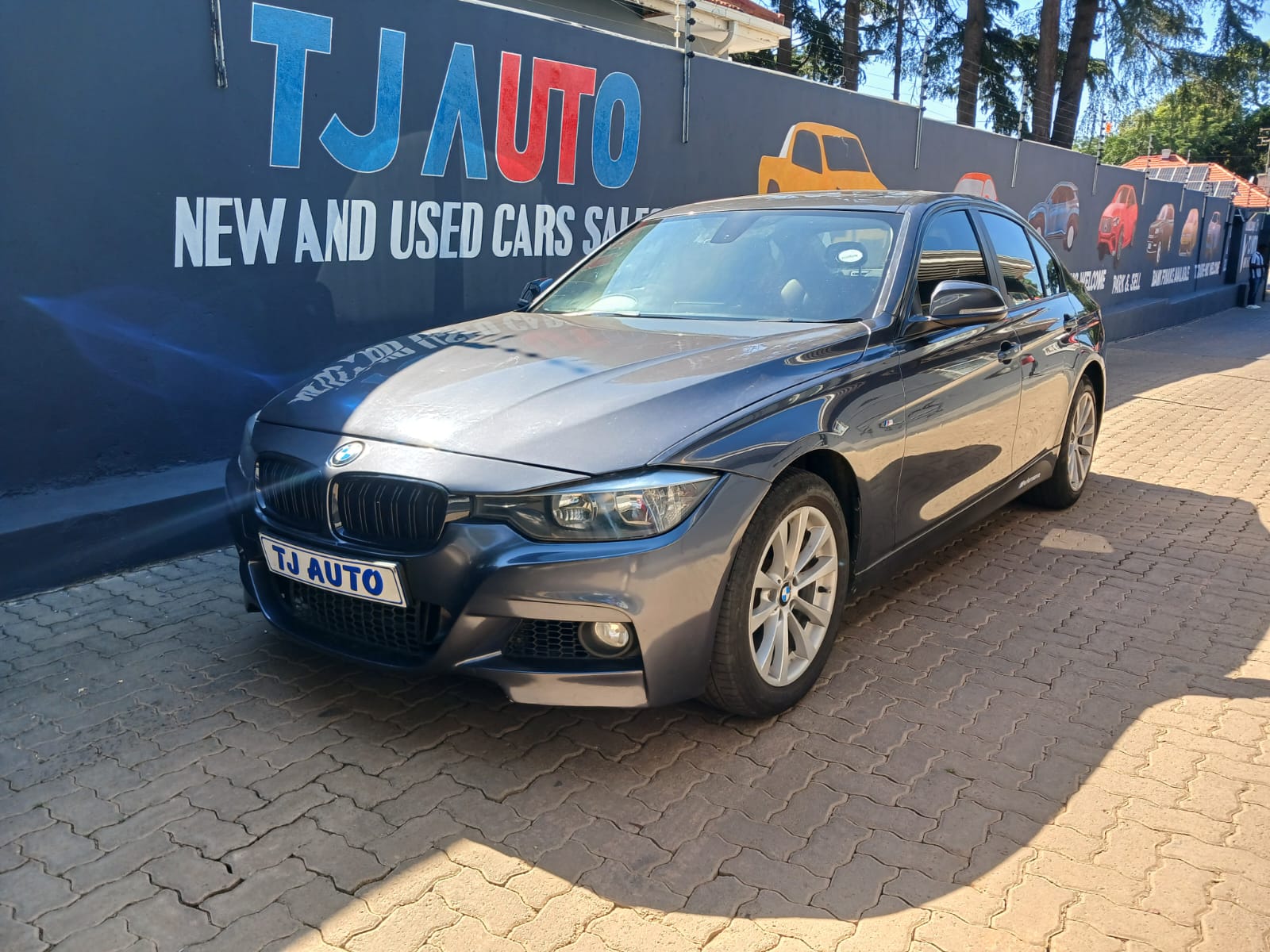 Read more about the article 2013 BMW 3 SERIES 320i AUTO