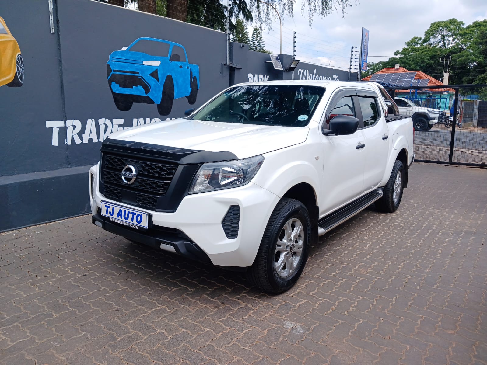Read more about the article 2024 NISSAN NAVARA 2.5DDTi DOUBLE CAB SE PlUS AUTO