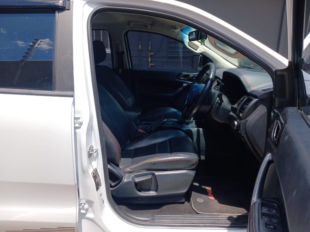 6b68bb6c-521b-4ab5-a38d-64b2751098fc