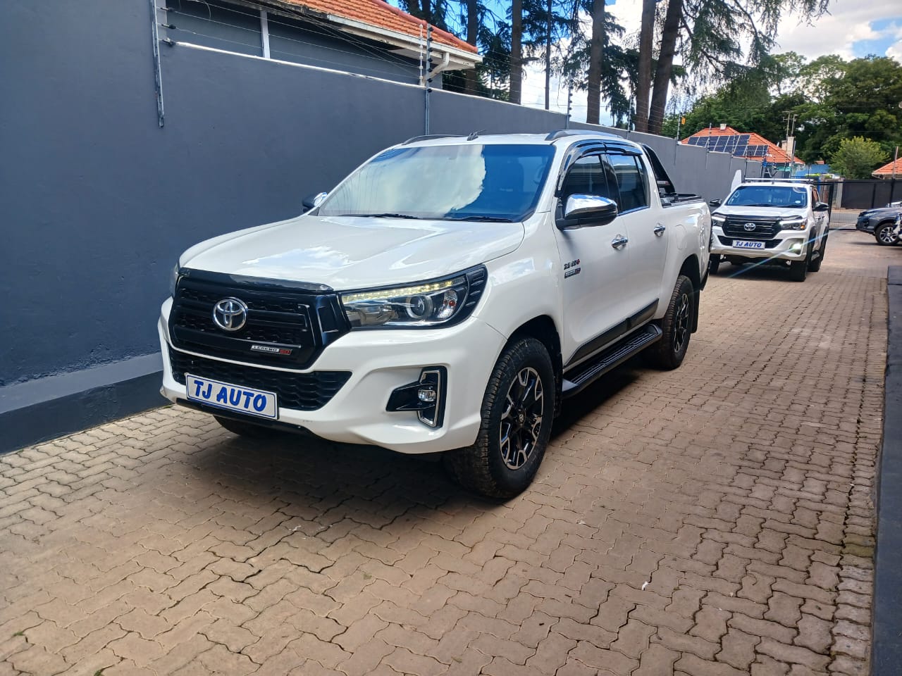 Read more about the article 2020 TOYOTA HILUX 2.8GD-6 DOUBLE CAB LEGEND 50 AUTO