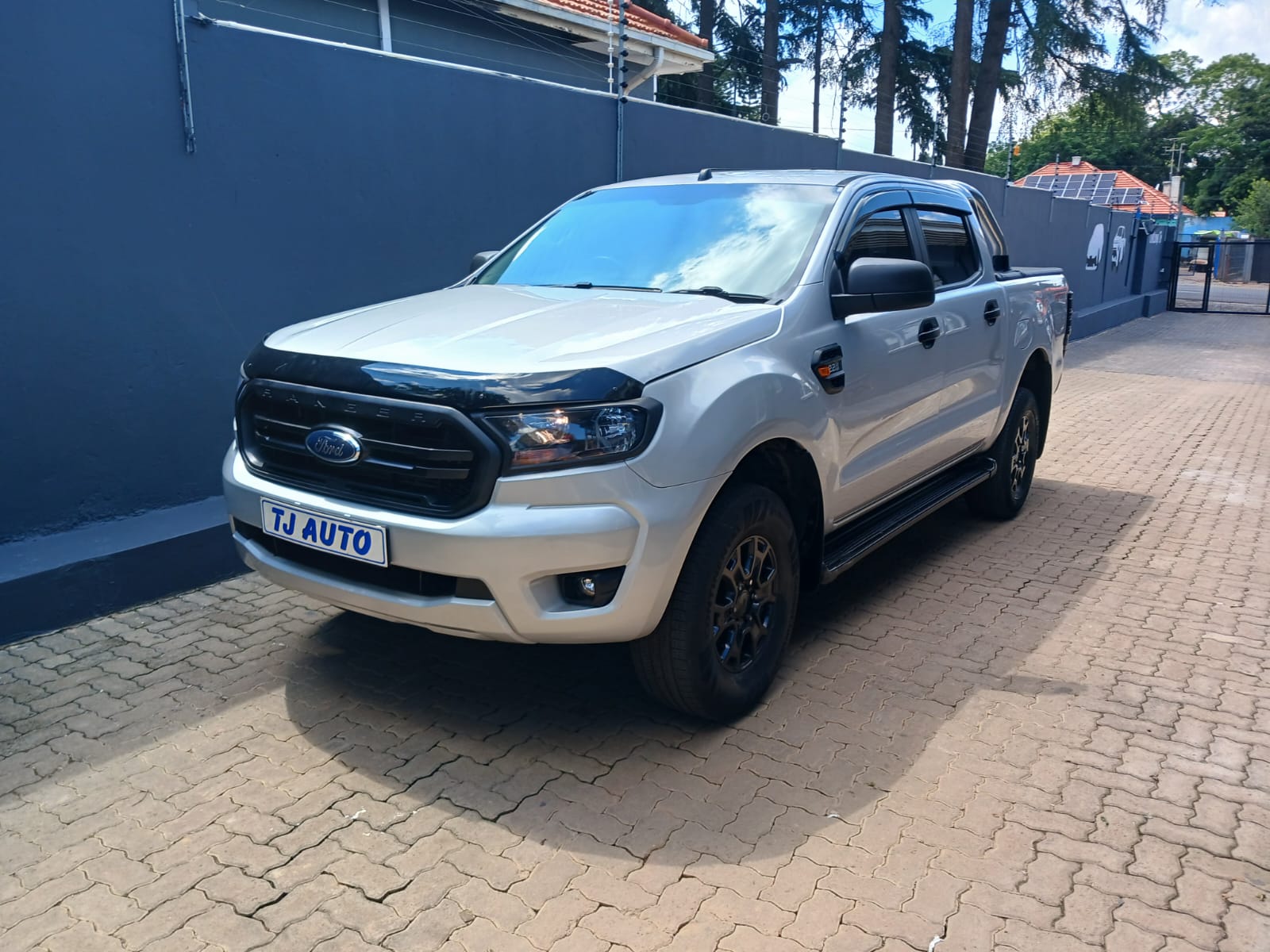Read more about the article 2016 FORD RANGER 2.2TDCi DOUBLE CAB HI-RIDER XL