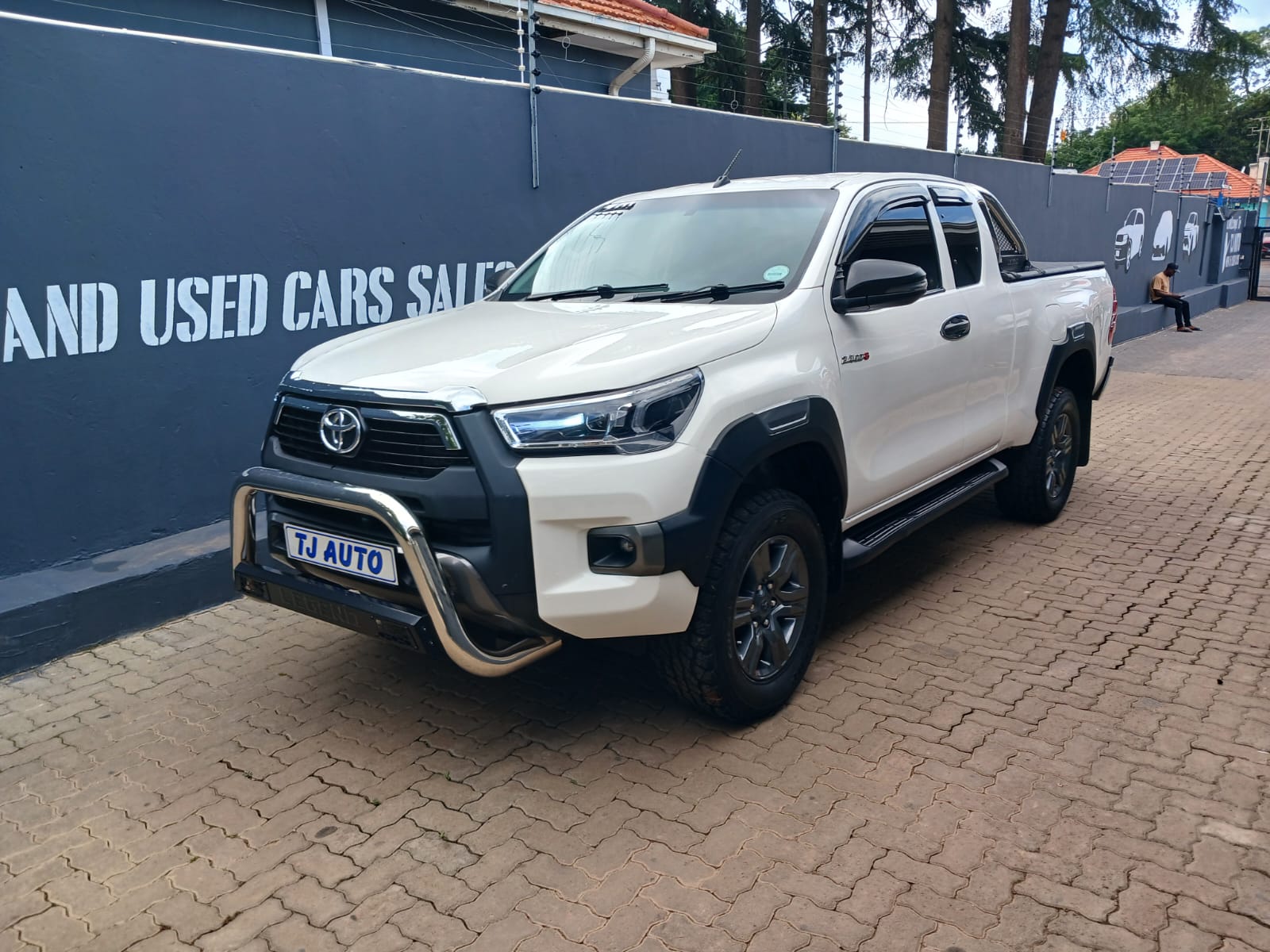 Read more about the article 2023 TOYOTA HILUX 2.4GD-6 Xtra CAB RAIDER AUTO
