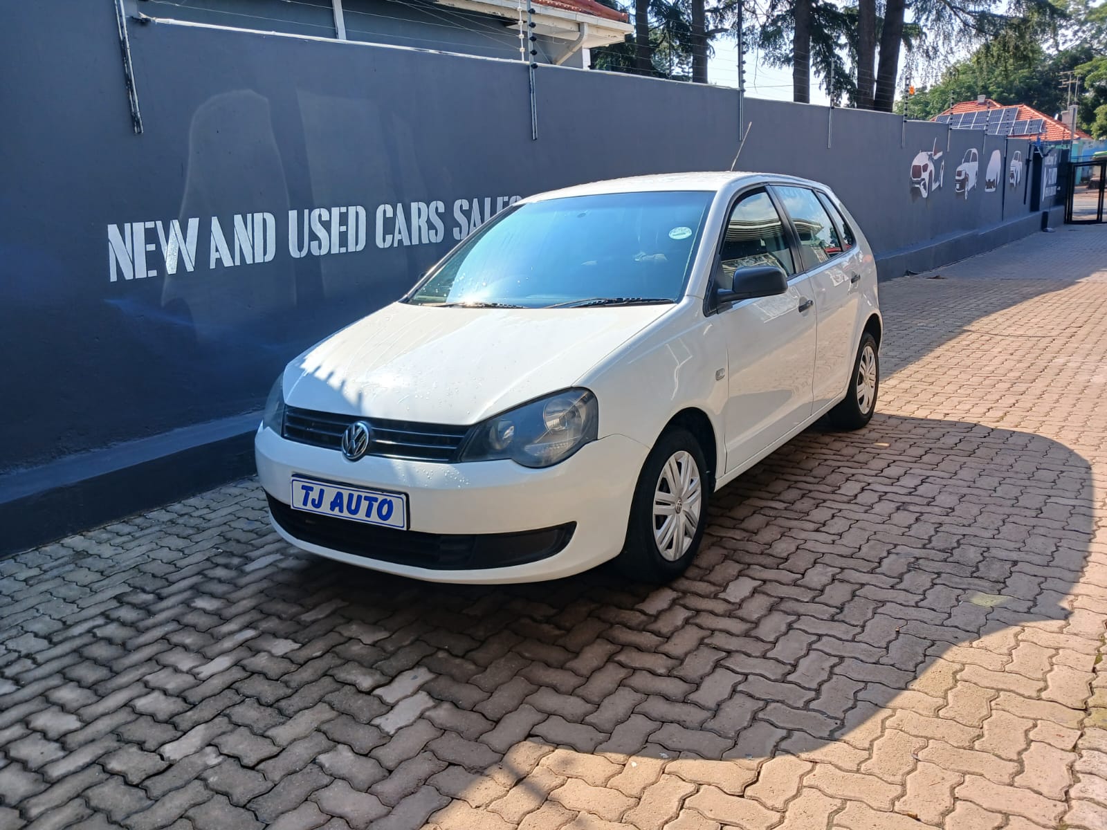 Read more about the article 2011 VOLKSWAGEN POLO VIVO 5-Door 1.4