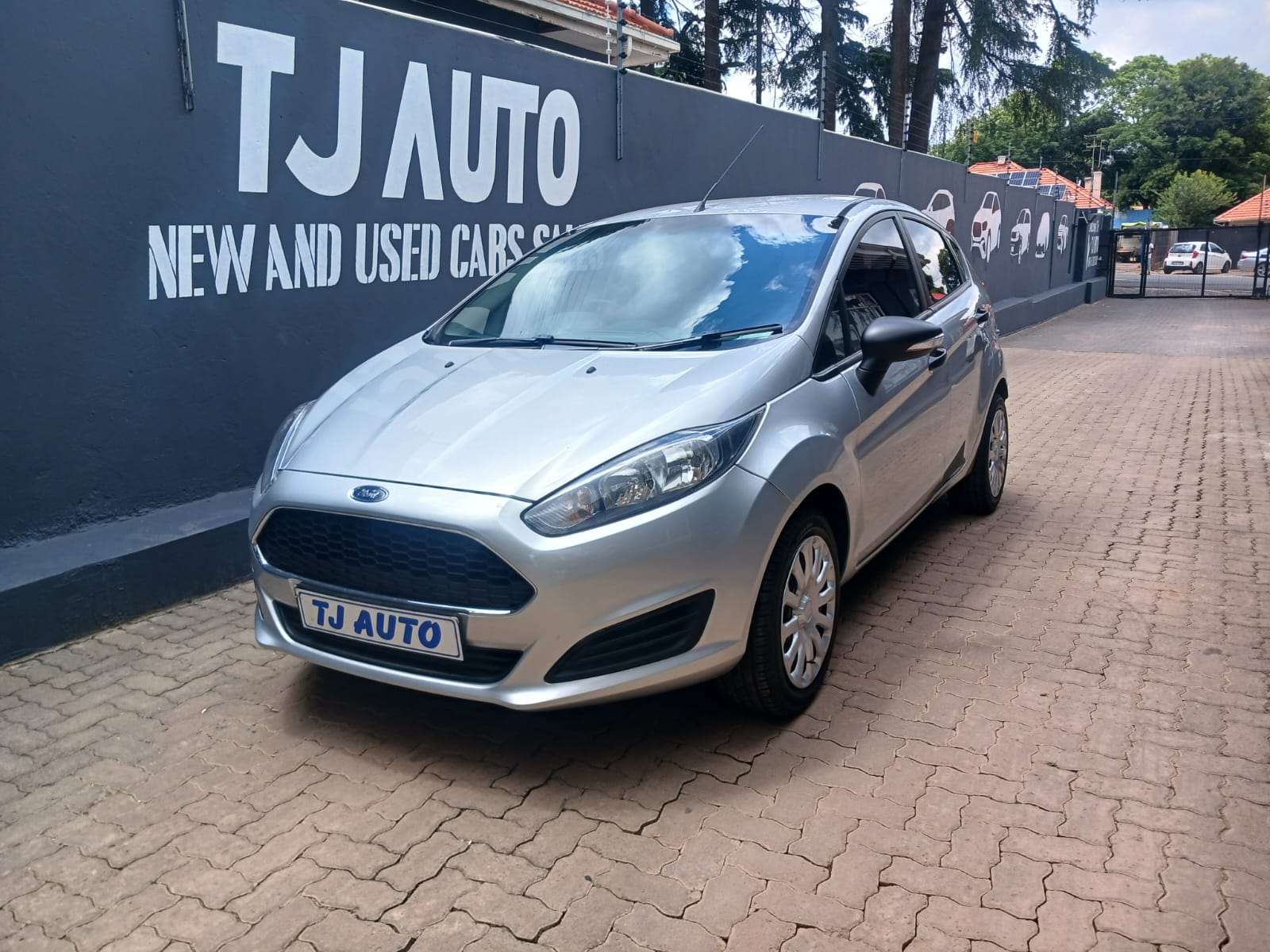 Read more about the article 2018 FORD FIESTA 5-Door 1.0T AMBIENTE