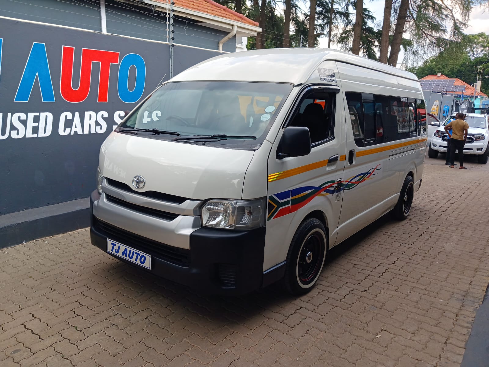 Read more about the article 2021 TOYOTA QUANTUM 2.7 PANEL VAN