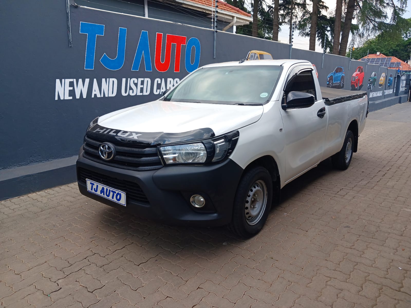 Read more about the article 2018 TOYOTA HILUX 2.4GD