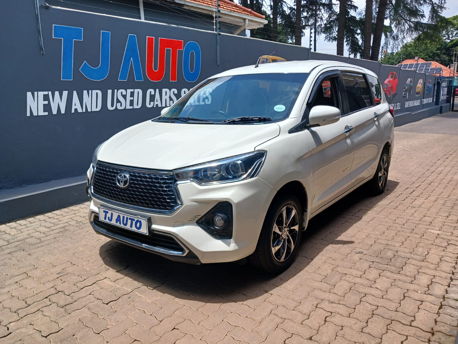 Read more about the article 2024 TOYOTA RUMION 1.5 TX MANUAL