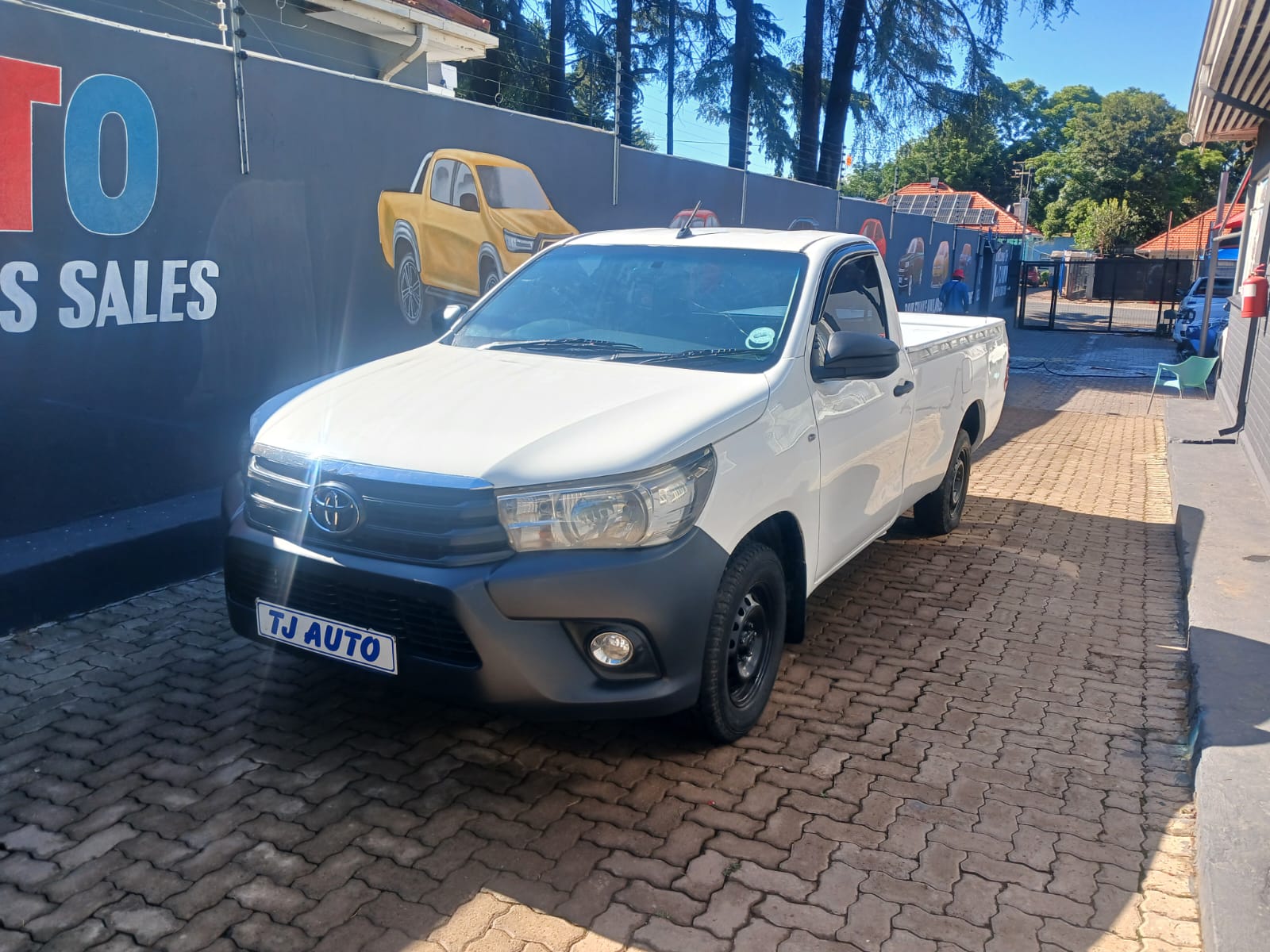 Read more about the article 2017 TOYOTA HILUX 2.0 S