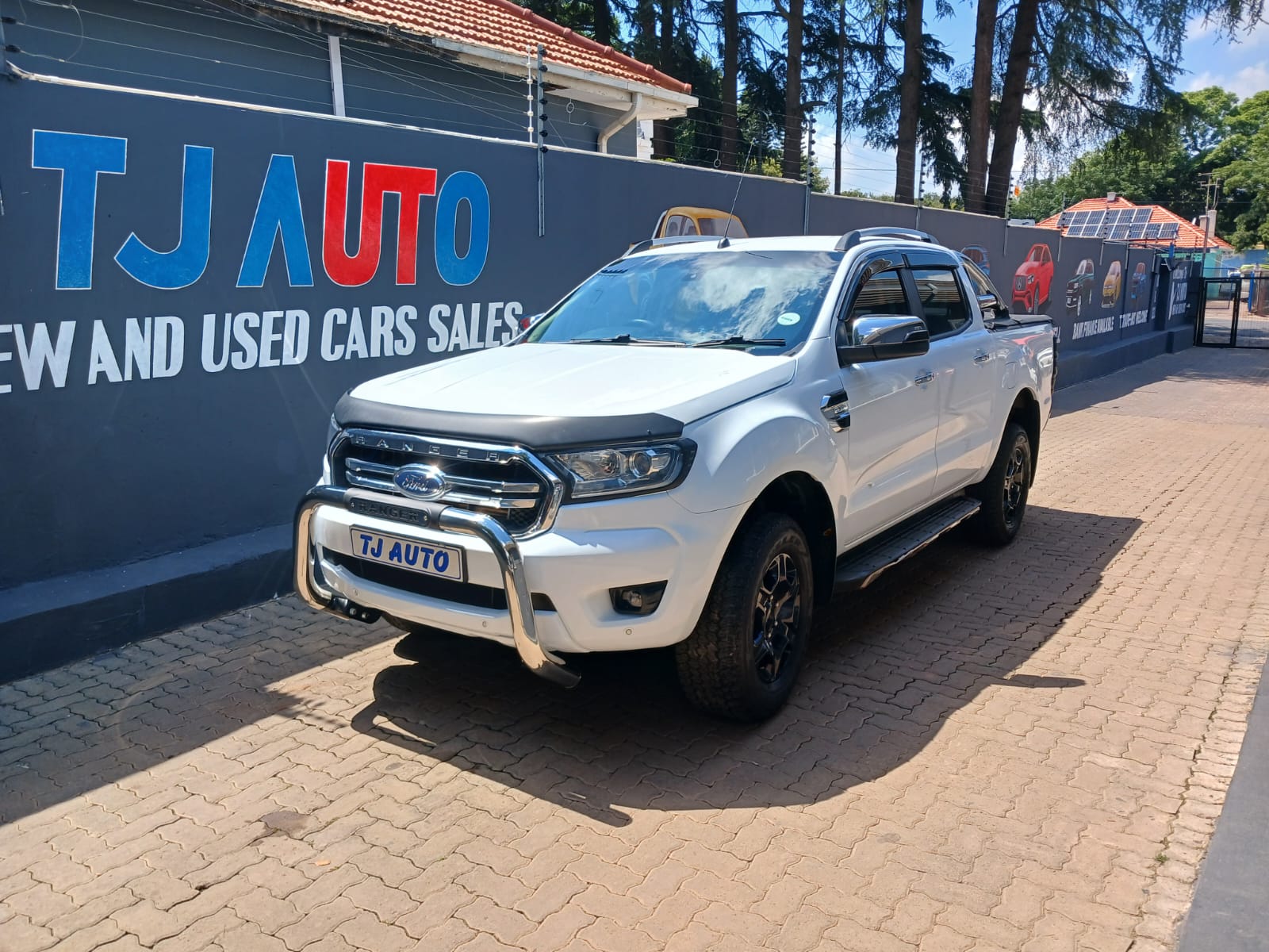 Read more about the article 2018 FORD RANGER 3.2TDCi DOUBLE CAB HI-RIDER XLT AUTO