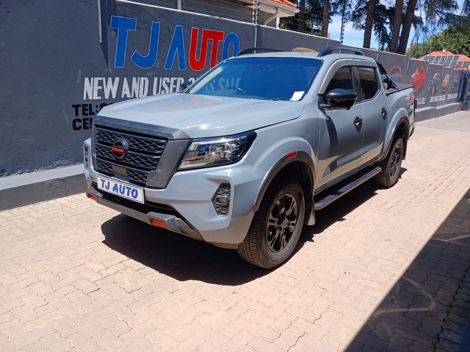Read more about the article 2022 NISSAN NAVARA 2.5DDTi DOUBLE CAB PRO-4X 4×4